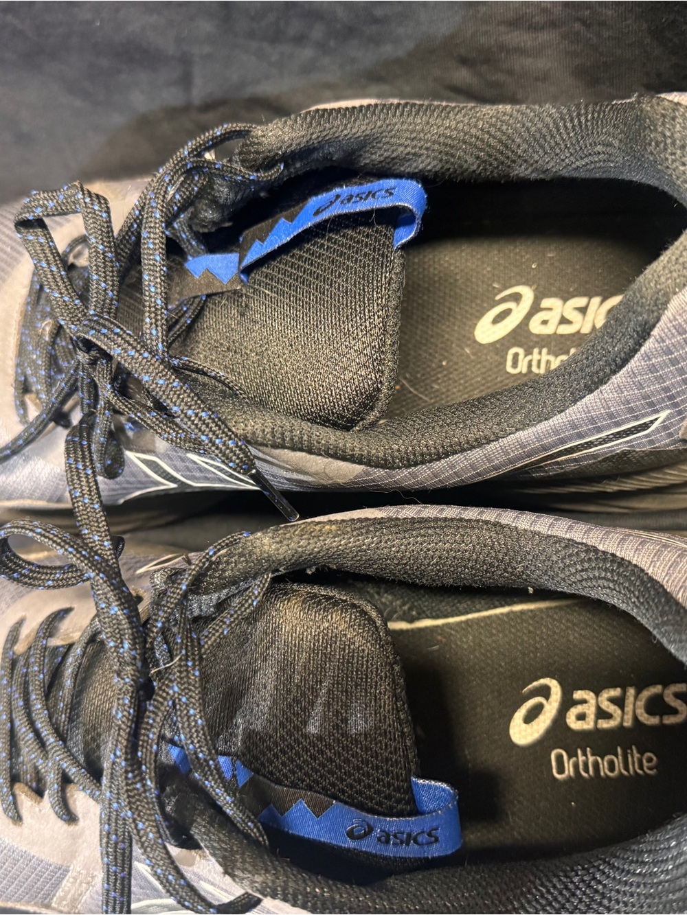 ASICS Men's Black and Blue Athletic Running Shoes - Picture 2 of 5